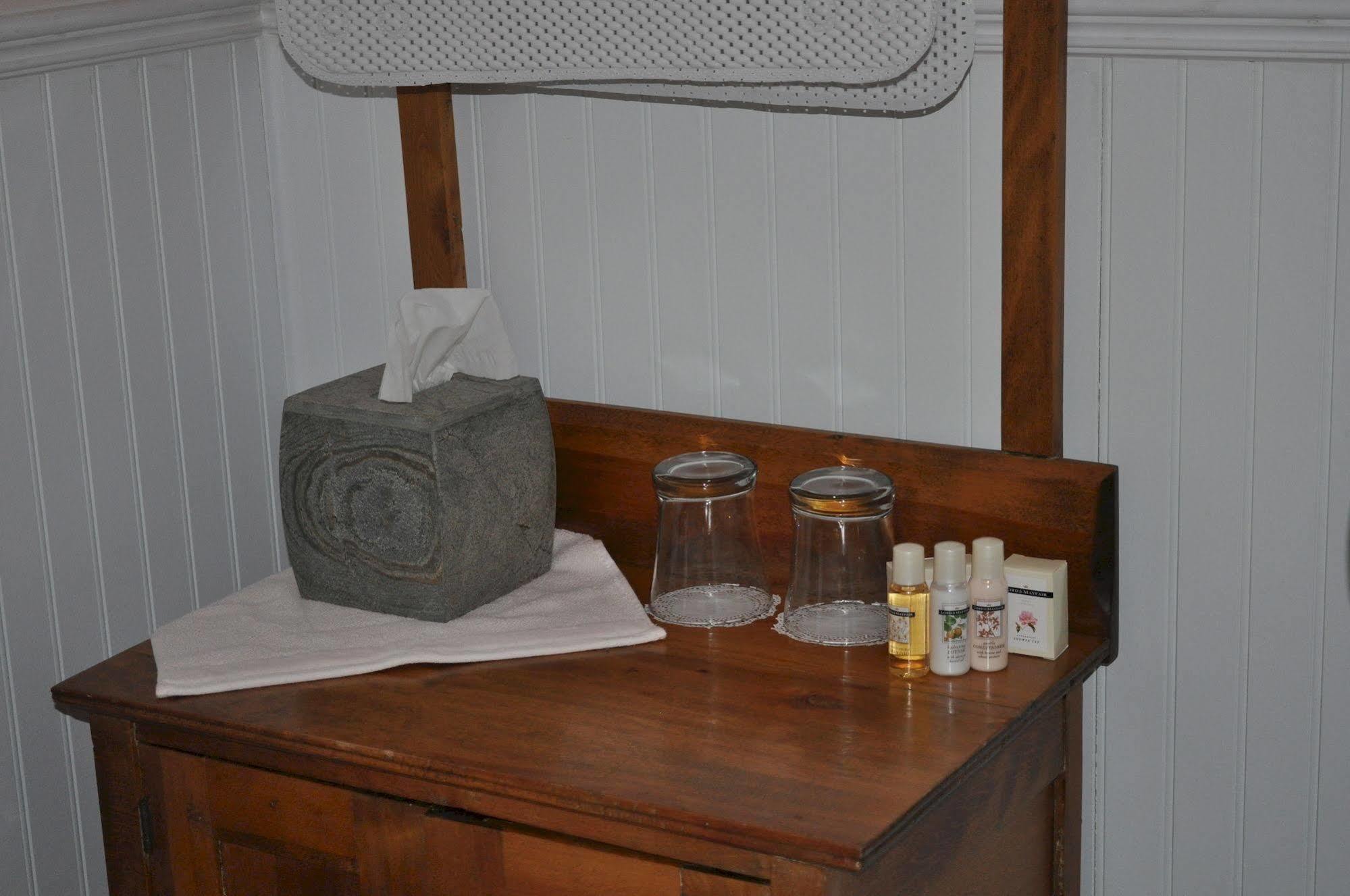 Summerside Inn Bed And Breakfast Экстерьер фото